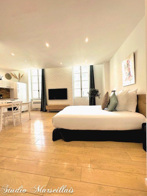 Studio Marseillais